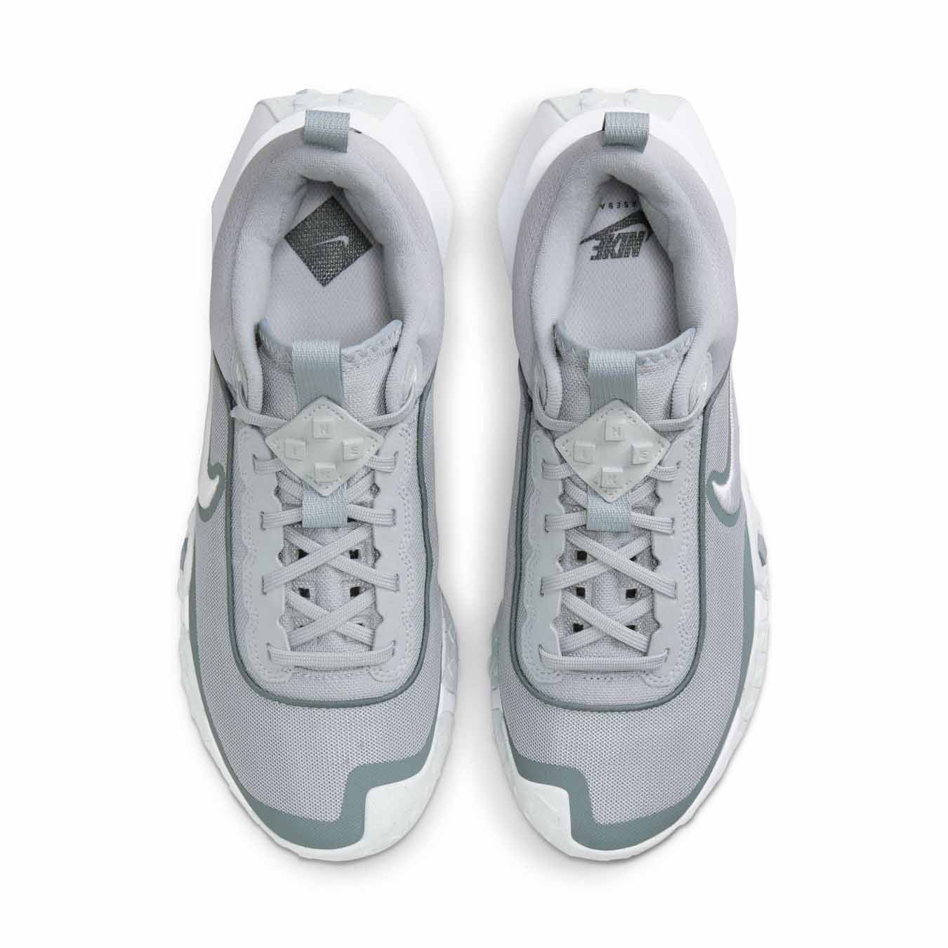 Nike Air Diamond Varsity Turf - Image 16