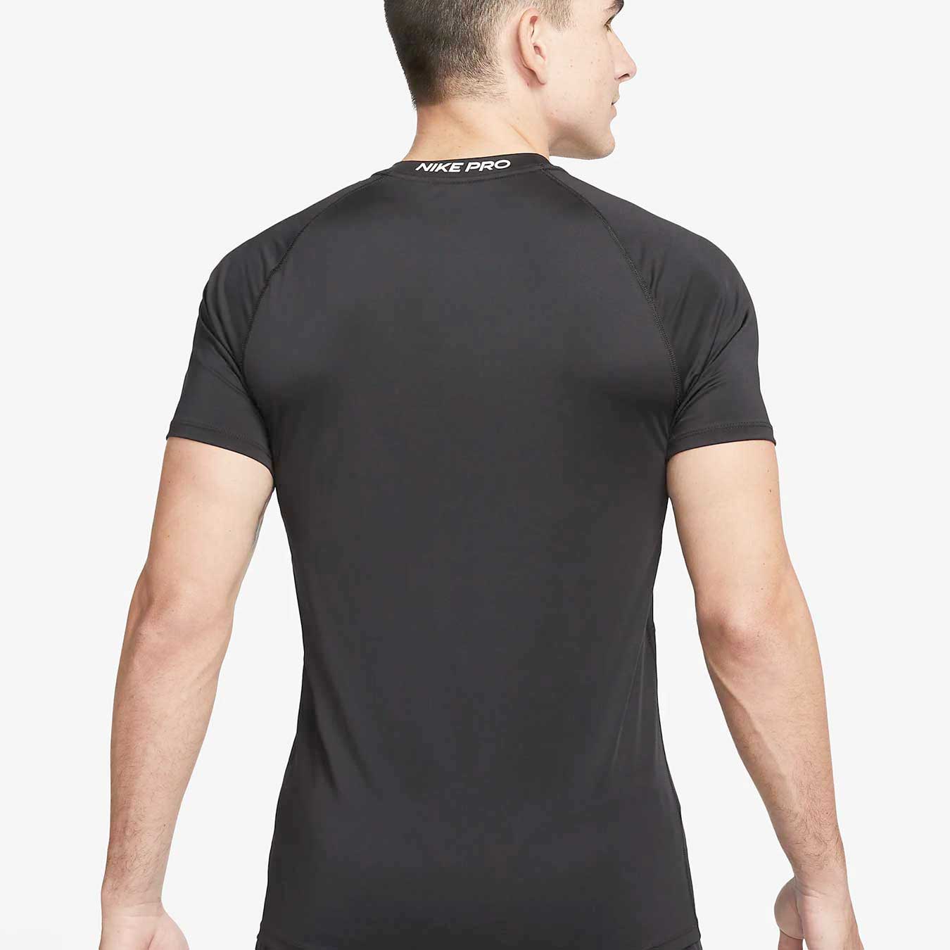 Nike Pro Men's Dri-Fit Slim Short Sleeve Top - Image 2