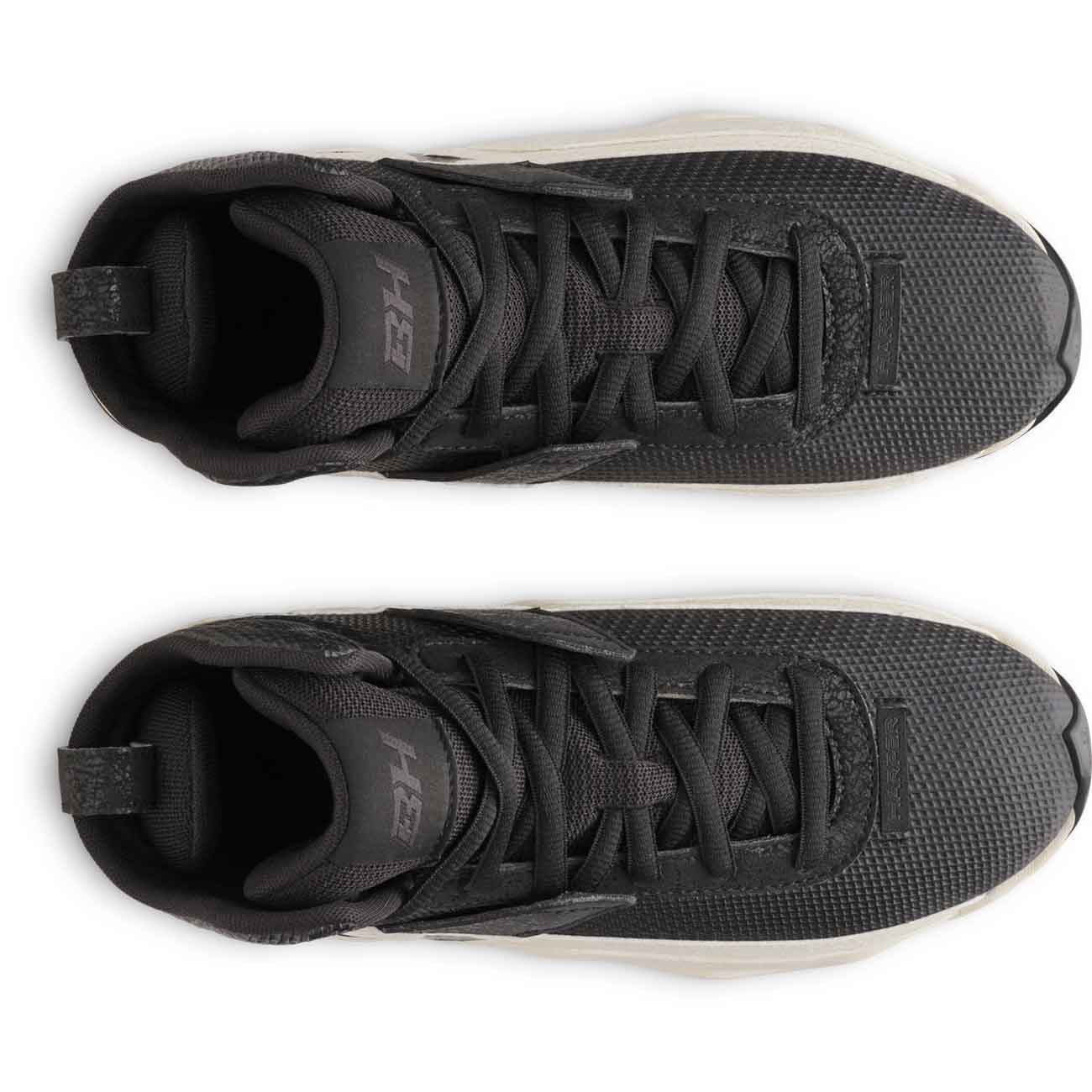 UA Harper 10 RM Jr Molded Rubber Cleats - Image 5