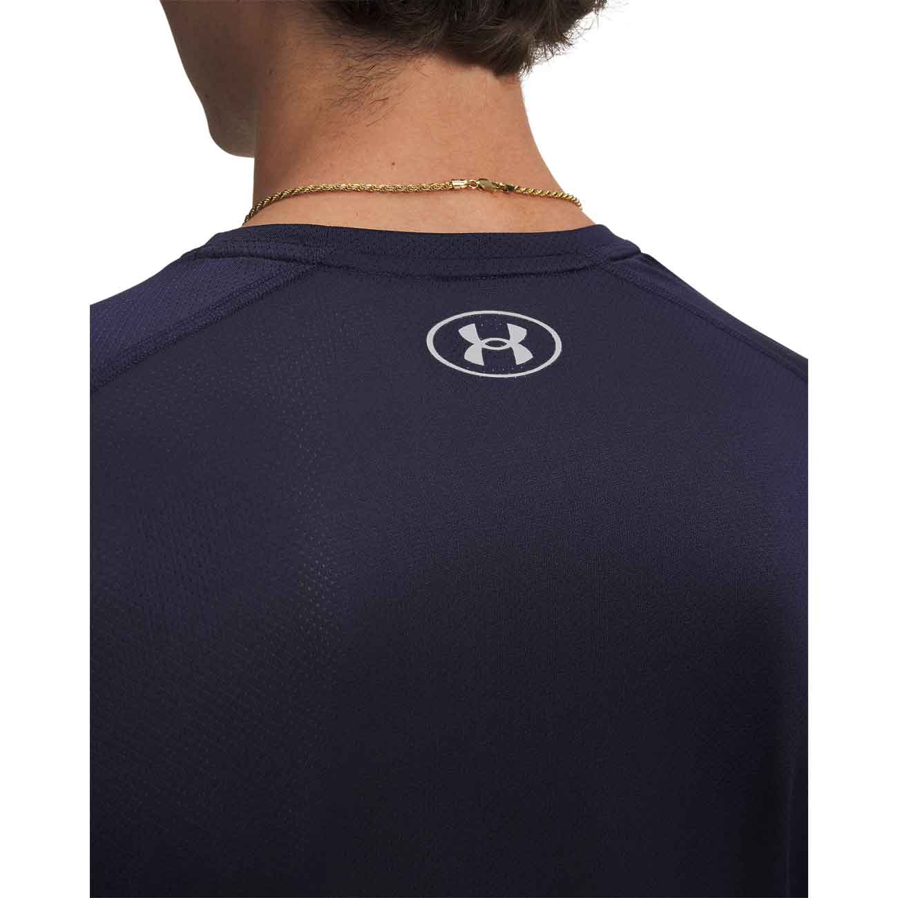 UA Mens Utility 3/4 Shirt - Image 6