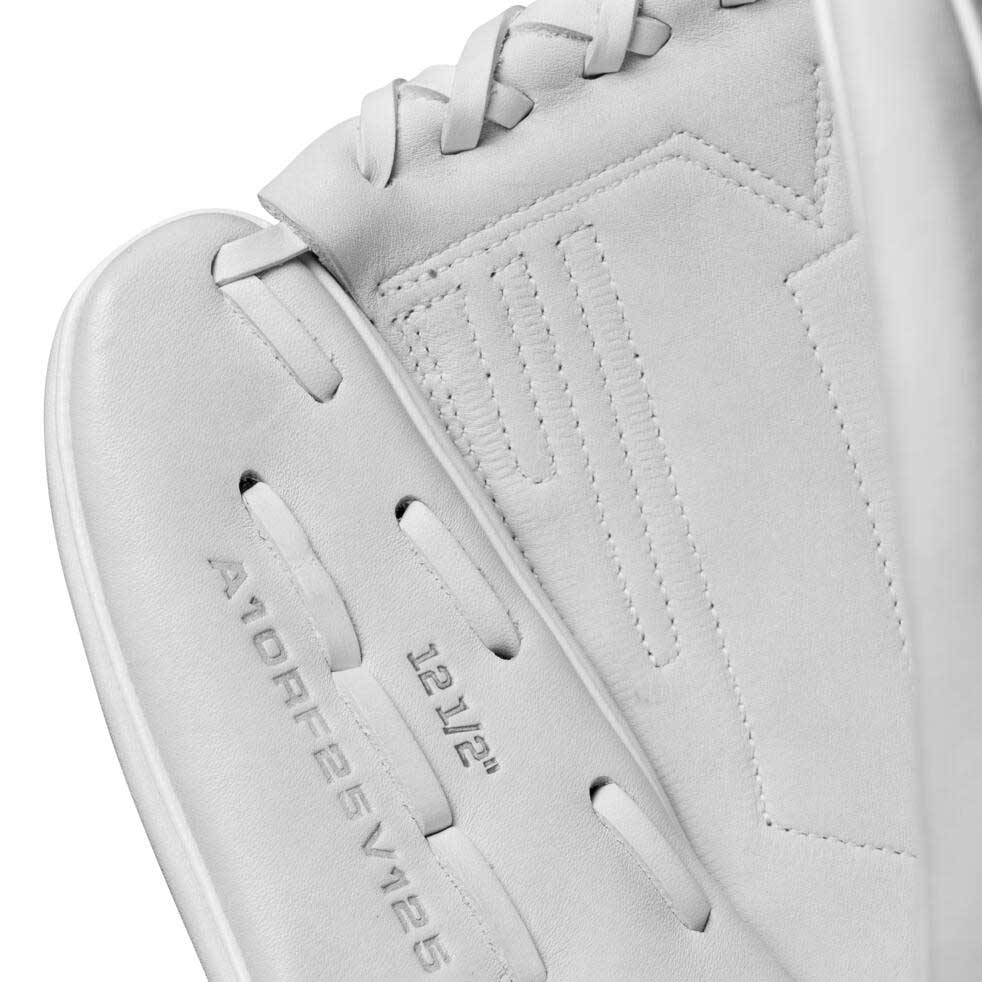 Wilson A1000 Fastpitch V125 White/Silver 12.5" - Image 7
