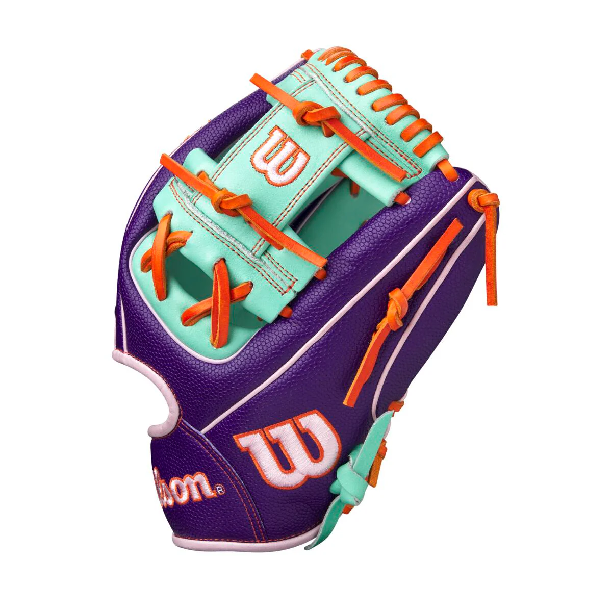 Wilson A2000 April 2025 GOTM 1975 SS 11.75"-RHT - Image 3