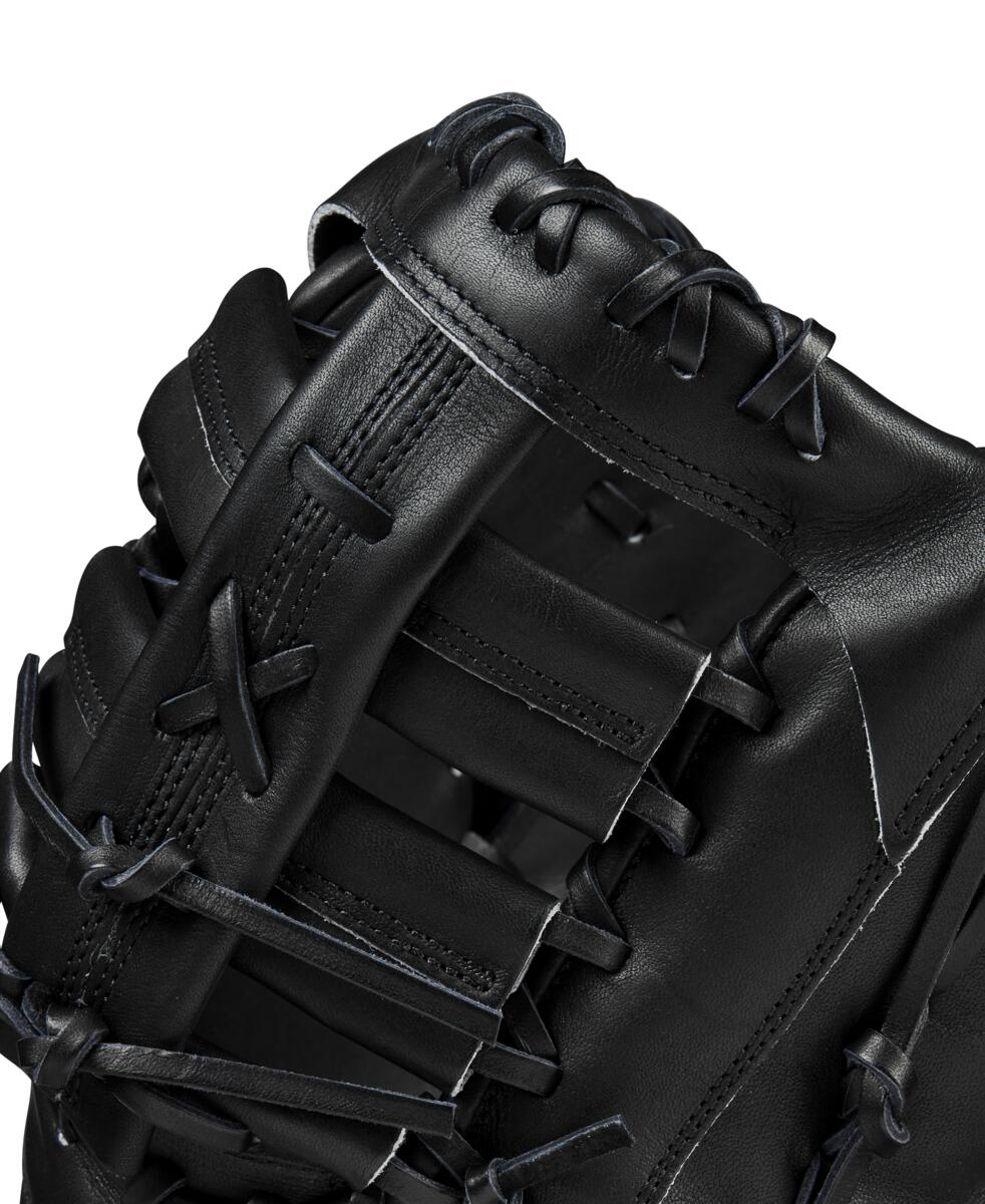 Wilson A2000 Classic 1679 12.5" Baseball Glove - Image 5