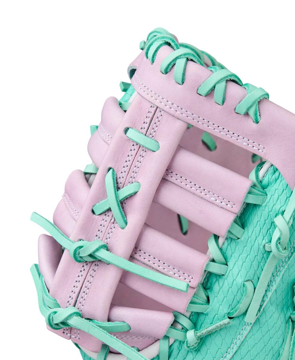 Wilson A2000 Fastpitch Winter 2025 FP1620SS 12.5" - Image 5