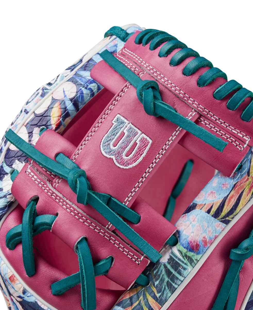 Wilson A2000 November 2024 GOTM 1786 Flamingo Pink/Floral 11.5"-RHT - Image 5