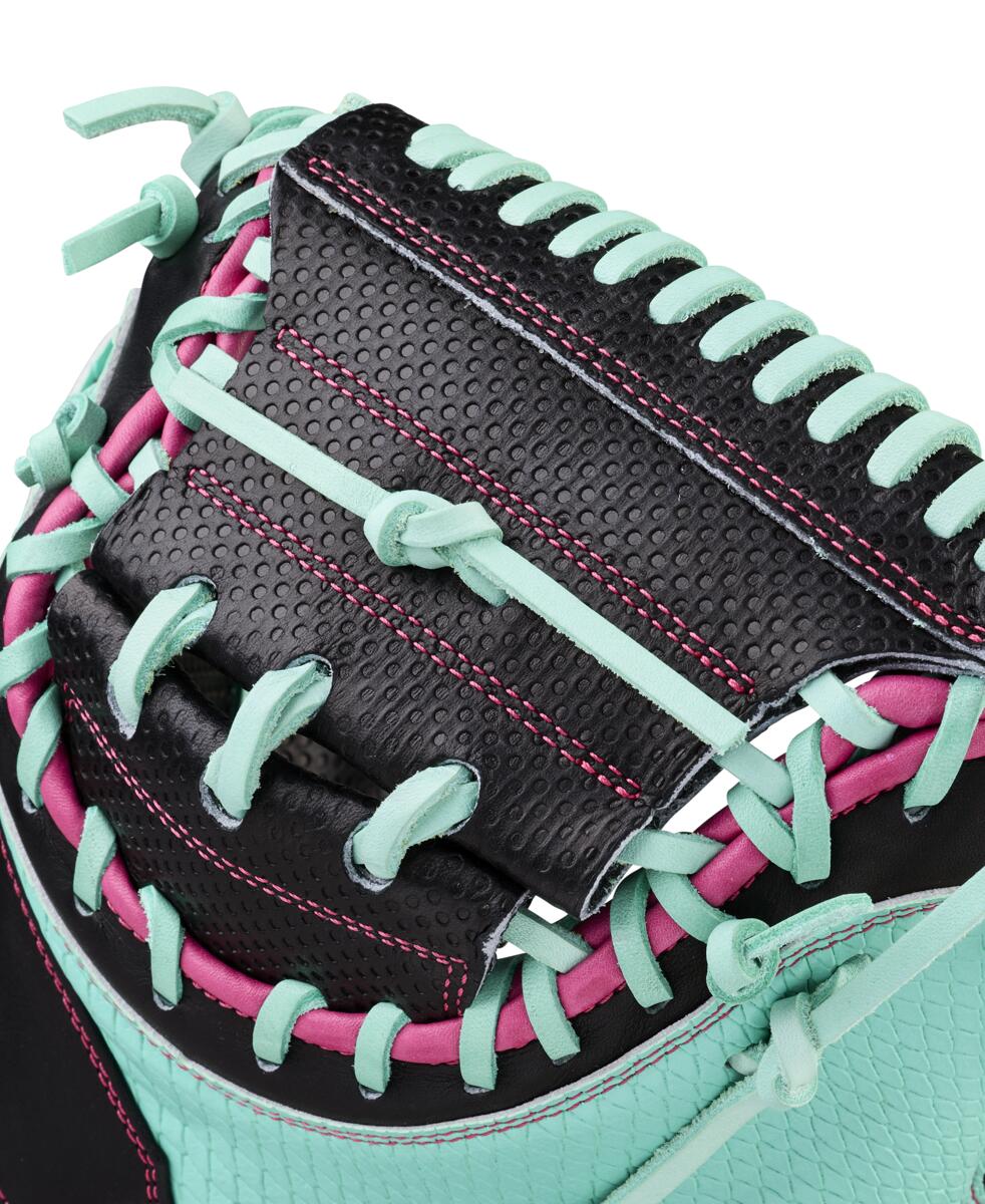 Wilson A2000 Spring 2026 M23SS Seafoam/Black 33.5"-RHT - Image 5